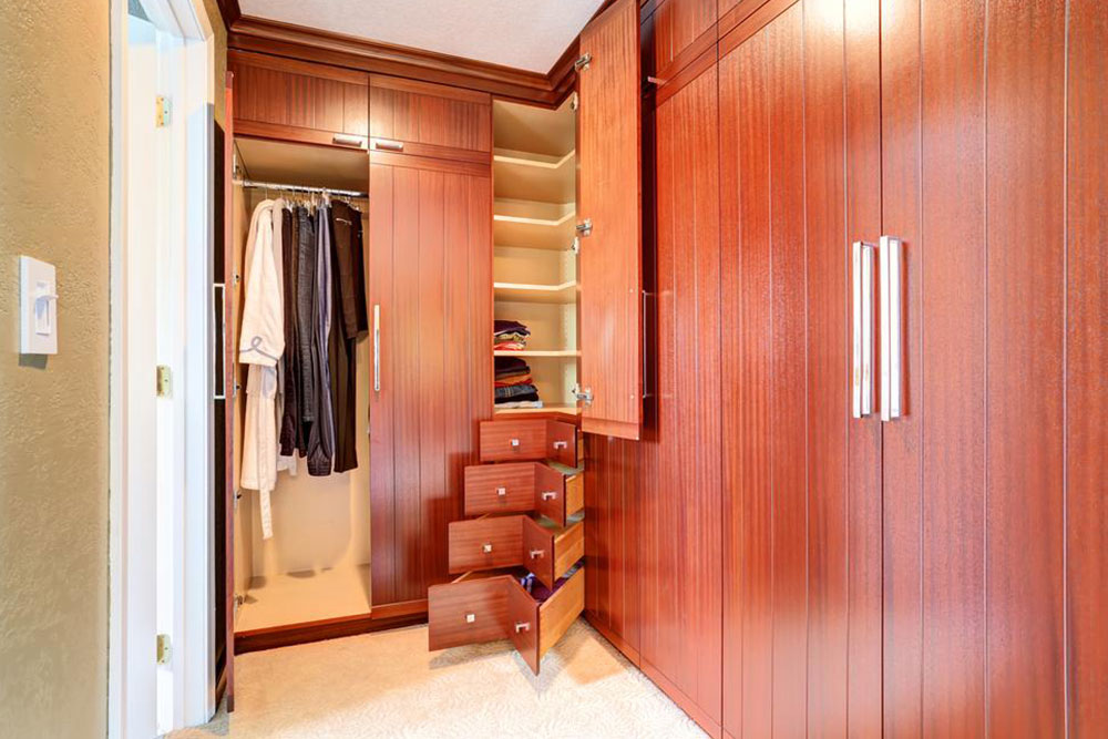 5 tips to choose the right bedroom closet system