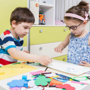 Arts and crafts &#8211; An inspiring children&#8217;s activity