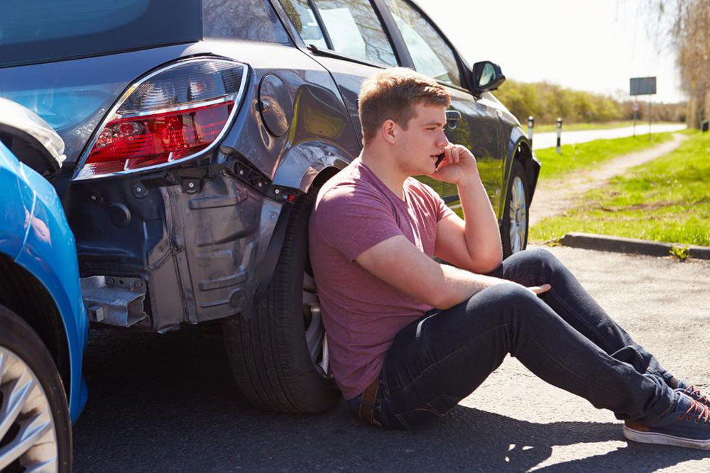 Things to know before hiring a car accident lawyer