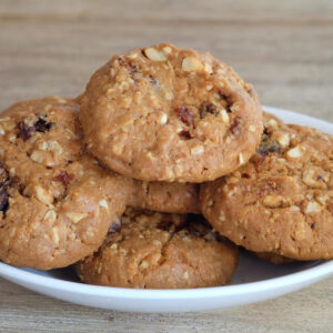 Two mouth watering oatmeal and raisin cookie recipes