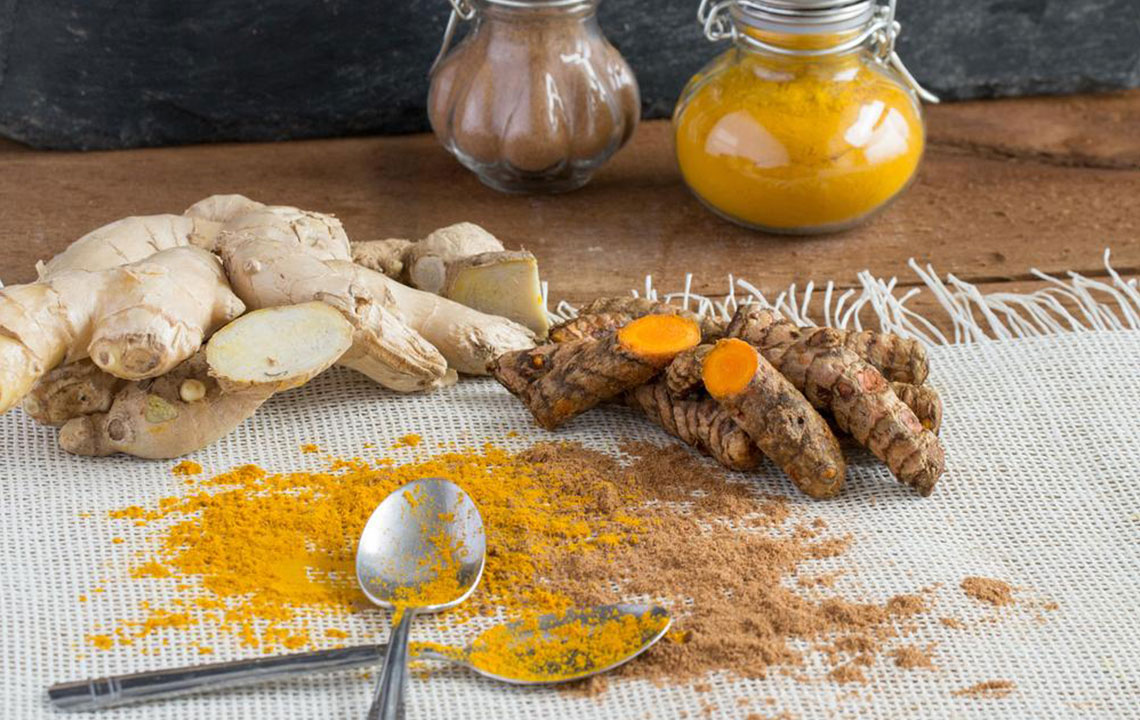 8 Amazing Health Benefits of Turmeric Curcumin